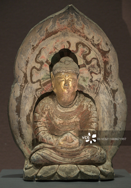 陶彩绘佛像_五代吴越_台州市黄岩区博物馆藏_浙江省博物馆_吴越初兴_太平年_天下同宁展图片素材