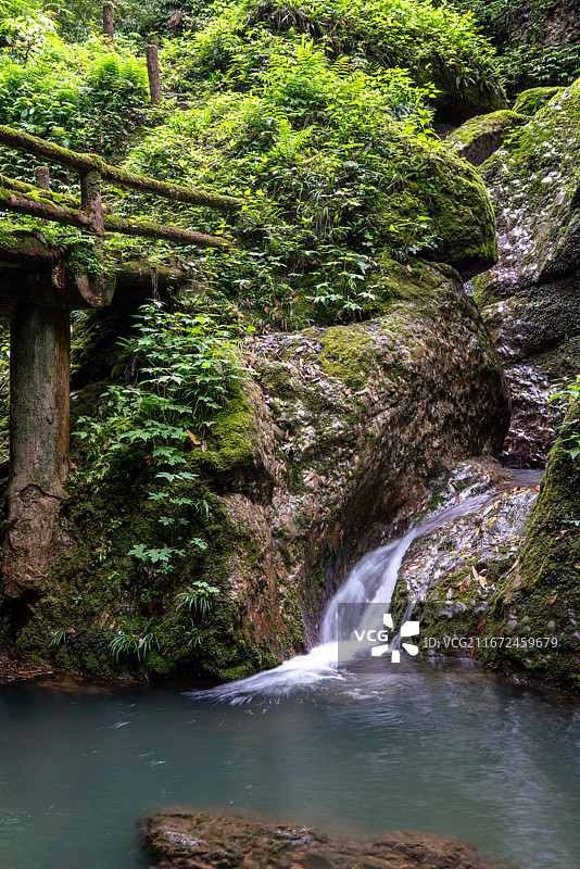 青城后山白云古寨白云山庄至翠映湖沿途风景水帘洞天桥图片素材