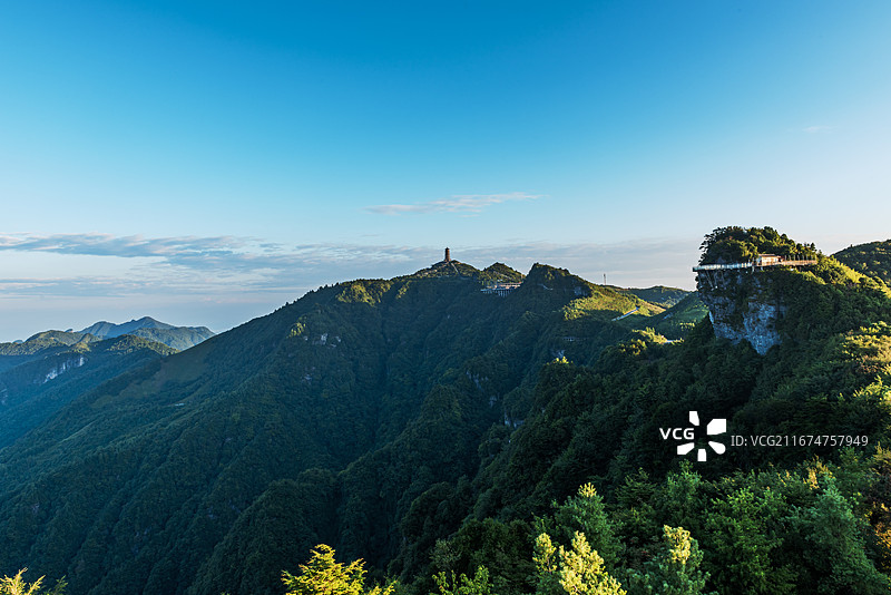 巴山大峡谷罗盘顶图片素材