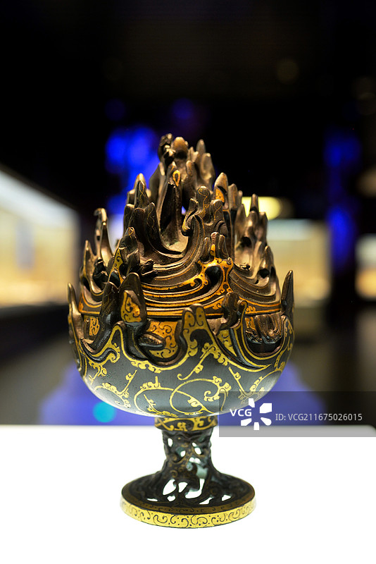 西汉错金铜博山炉，刘胜墓出土（河北博物院藏）图片素材