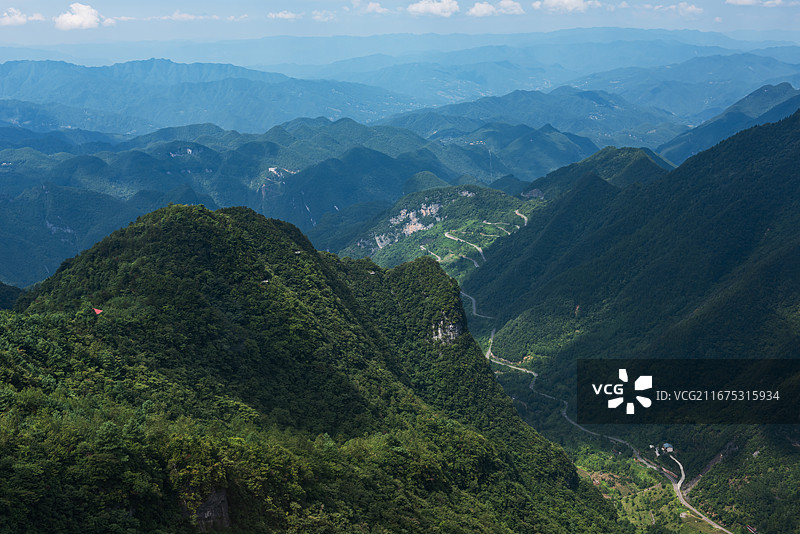巴山大峡谷致富希望之路图片素材