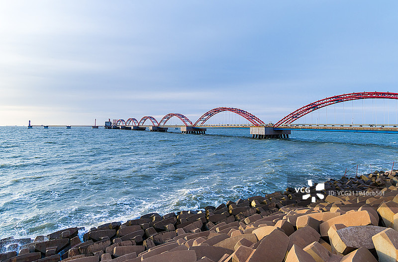 曹妃甸工业区油气码头日出图片素材