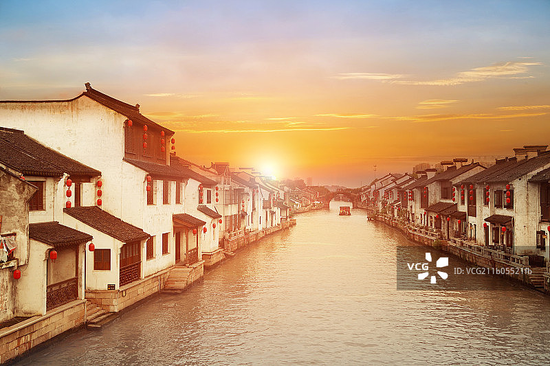 晚霞中的无锡清名桥景色图片素材