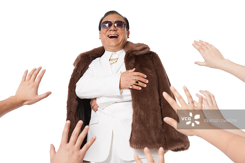 成功男人大笑图片素材