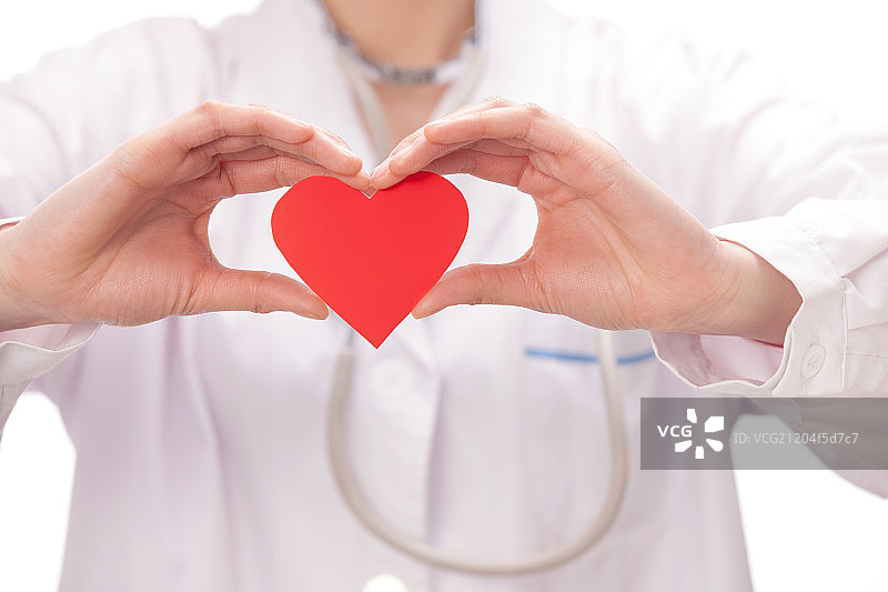 手拿红心图片素材