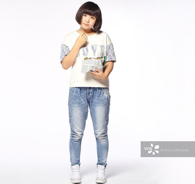 吃零食的女性图片素材