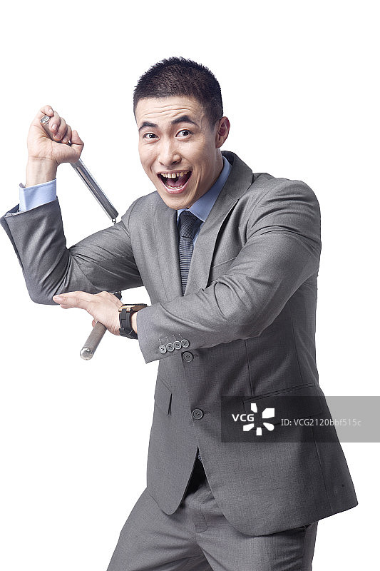 穿西装练武的商业男士图片素材