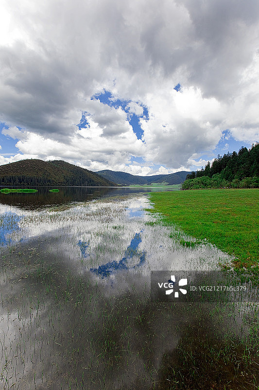 高原湖图片素材