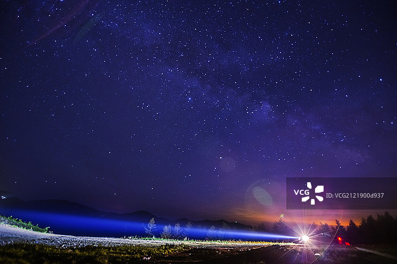 草原星河-paige图片素材