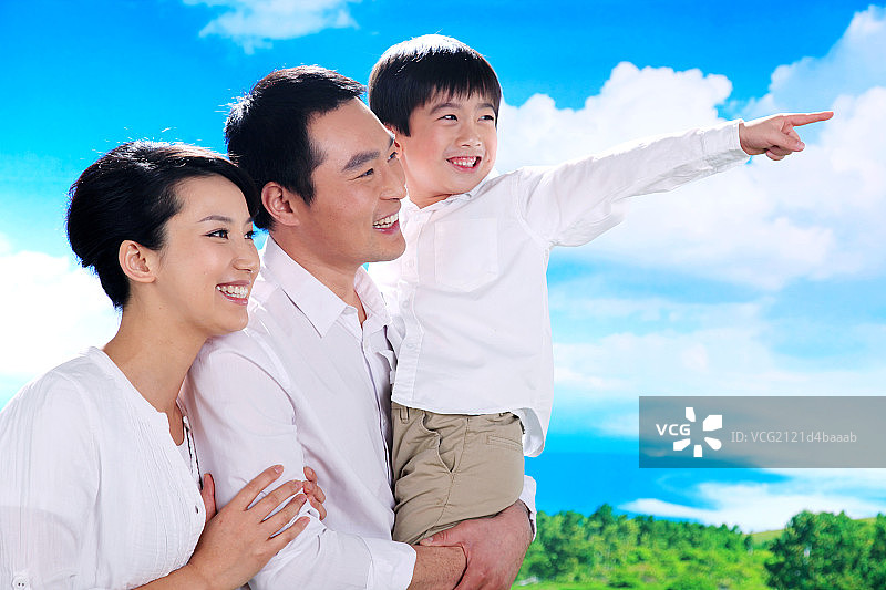 东方家庭郊游图片素材