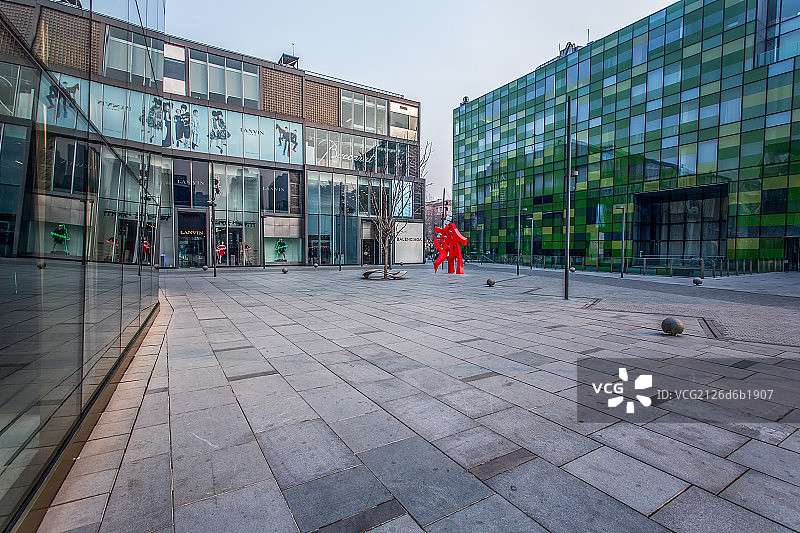 北京三里屯太古里商业建筑图片素材