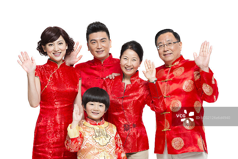 棚拍节日气氛中的唐装一家人团聚图片素材