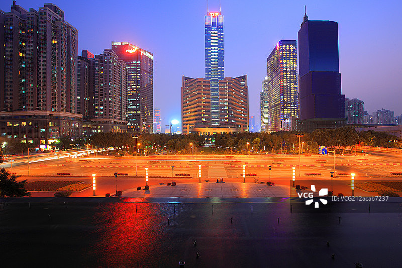 广州天河金融商务区现代建筑群图片素材