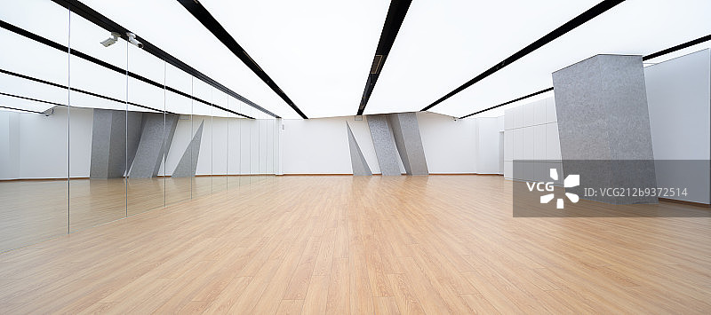 InsideaFancyDanceRoom图片素材