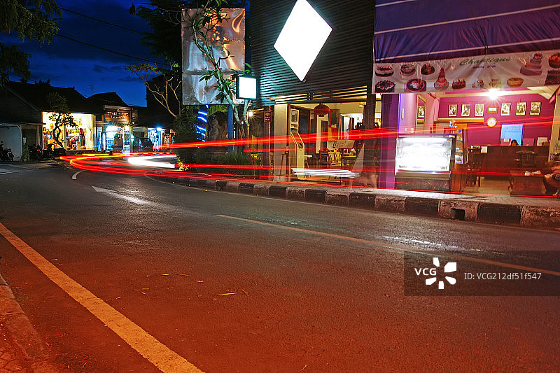 巴厘岛城市夜景街道图片素材