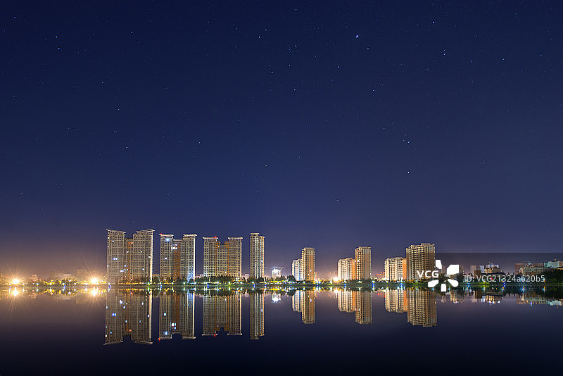 黑龙江省大庆市黎明湖夜景图片素材