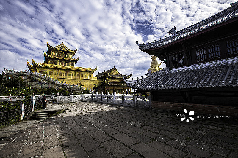 峨嵋山金顶寺庙图片素材