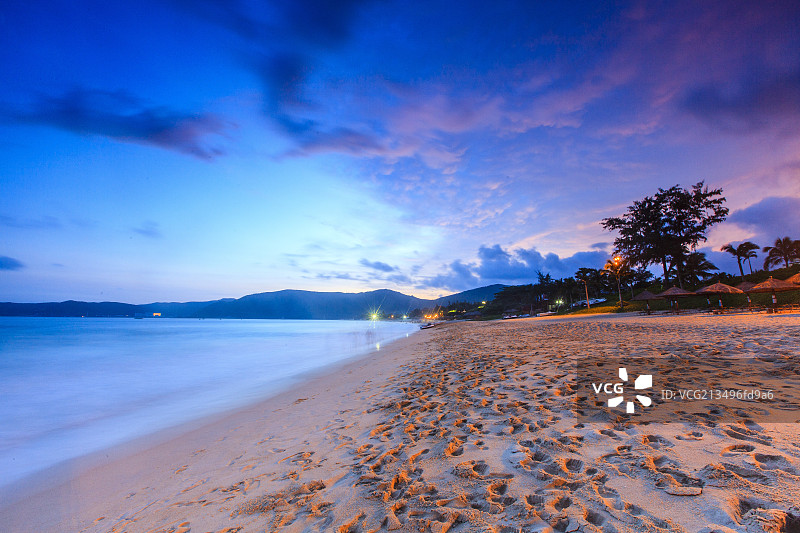 三亚亚龙湾海边风景图片素材