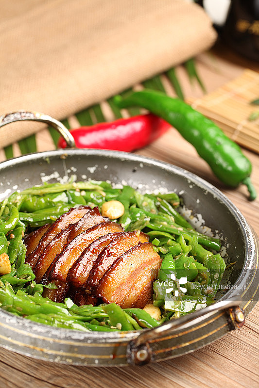 青椒扣肉图片素材