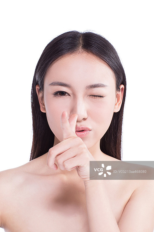 年轻女性表情特写图片素材