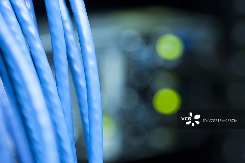 网络服务器和网线图片素材