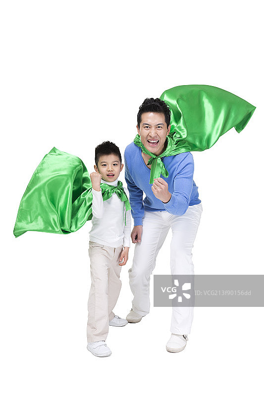 棚拍一对节能环保的父子图片素材