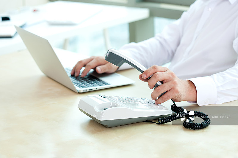 商业人士的手图片素材