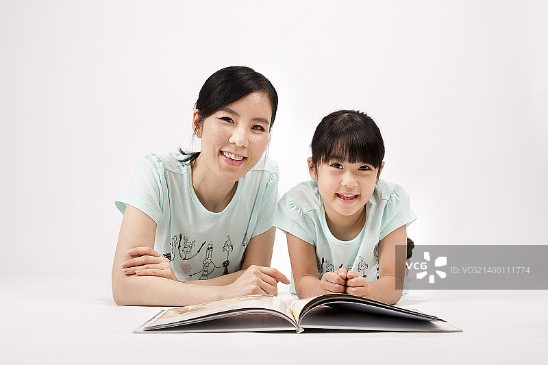 母亲和女儿图片素材