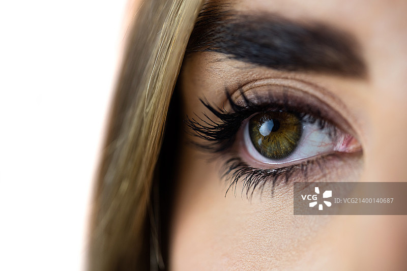 女子绿色眼睛特写图片素材
