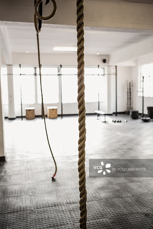 健身房的运动绳图片素材