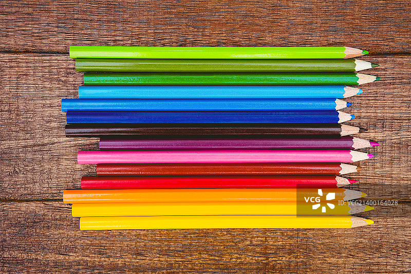 木头上铅笔的特写图片素材