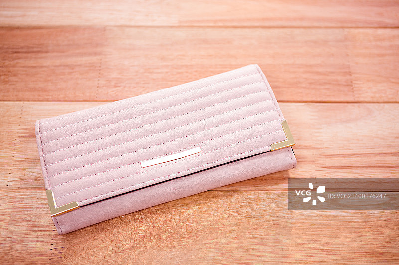 粉色钱包特写图片素材
