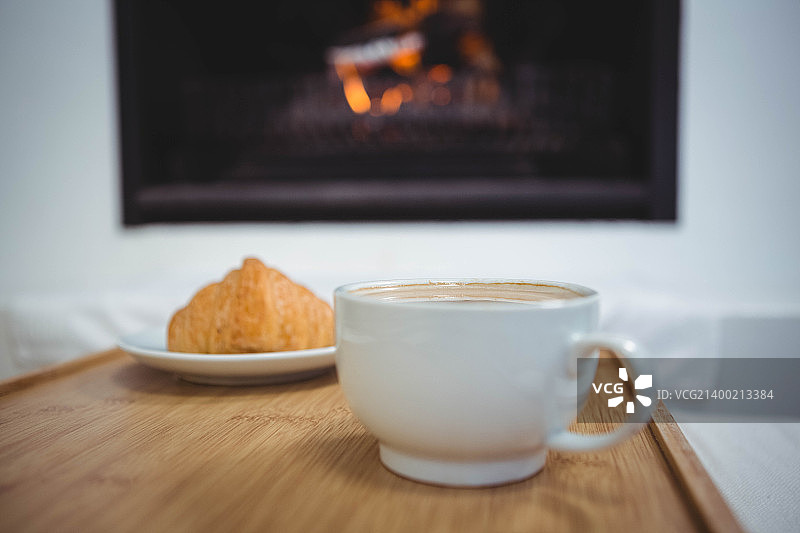 桌上的咖啡杯图片素材