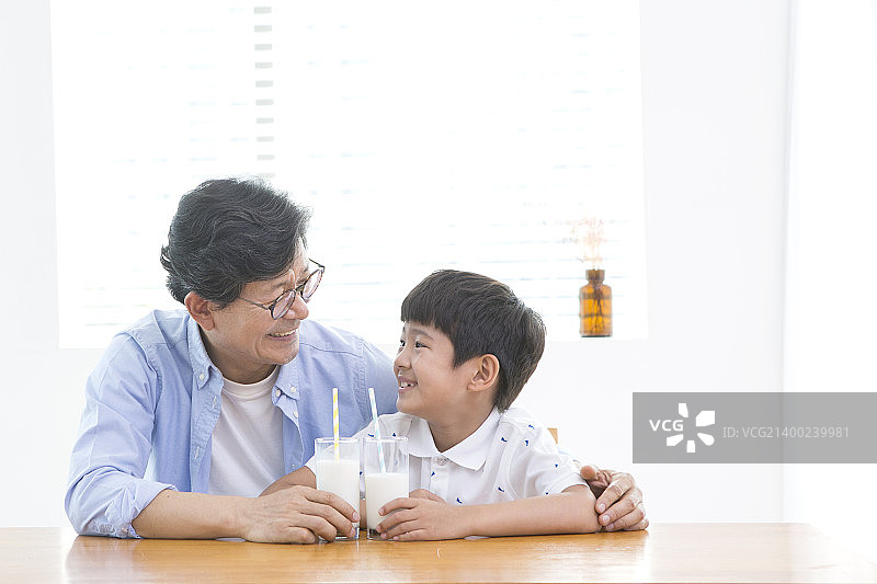祖父和孙子图片素材