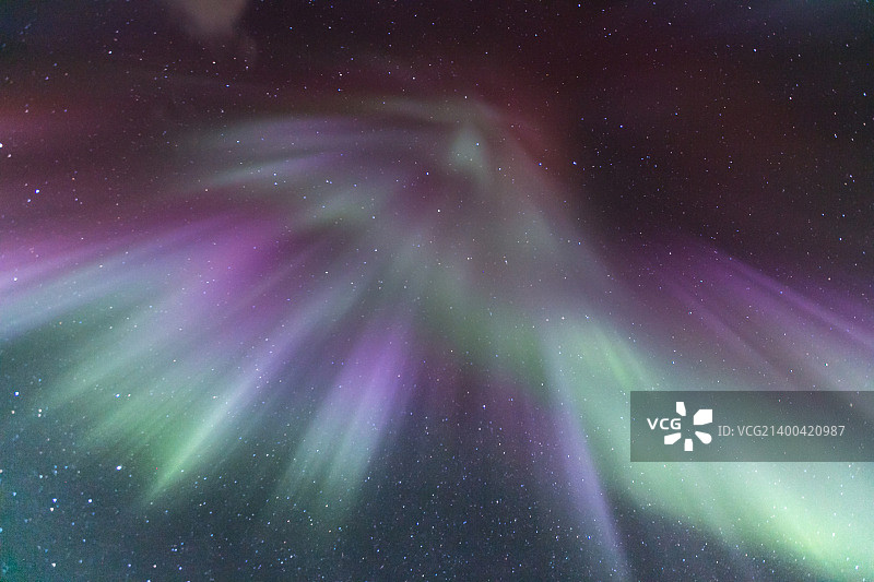 冰岛教堂山北极光图片素材