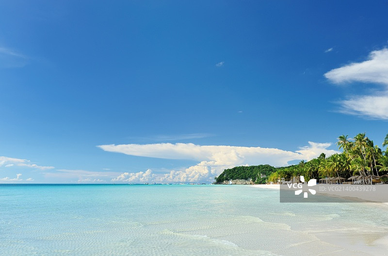 菲律宾偏远岛屿的美丽海滩图片素材