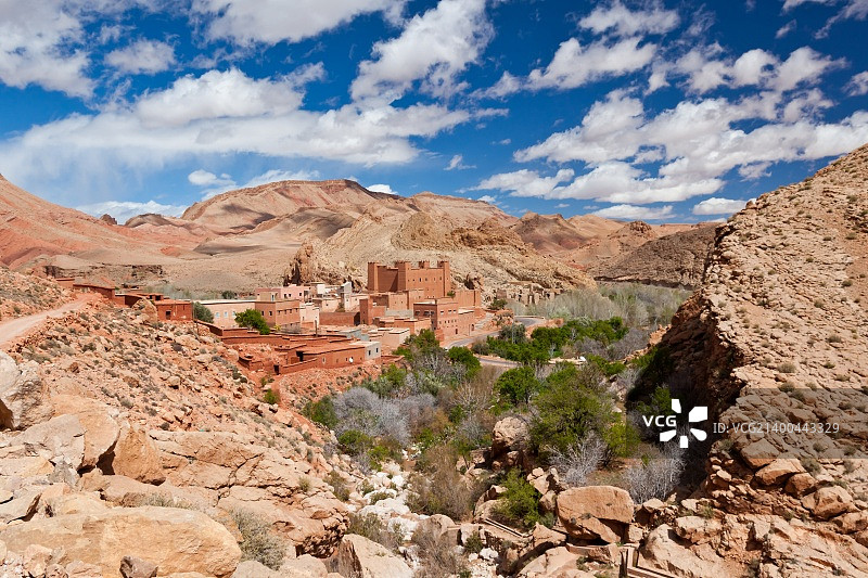 非洲摩洛哥南部达德斯山谷的古老城堡图片素材