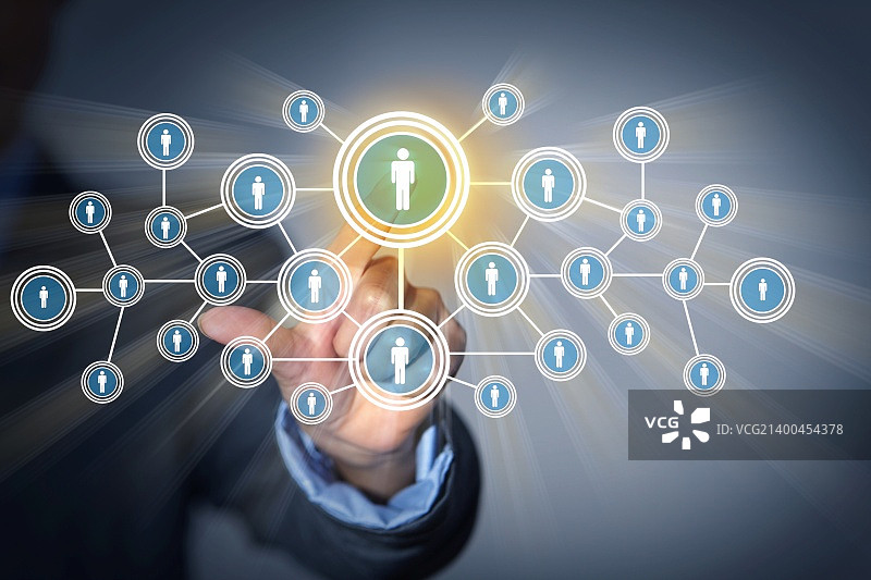 男性触摸社交网络虚拟图标的图片图片素材