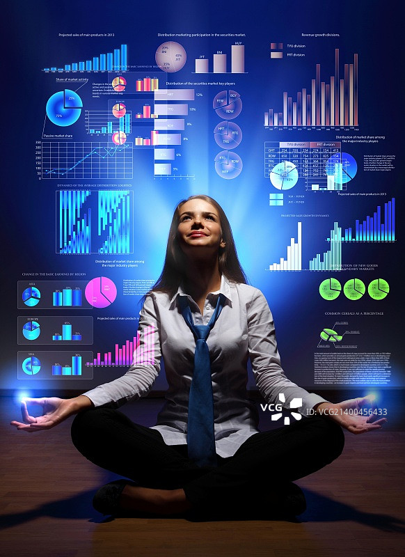 背景中围绕着金融符号的女商人图片素材