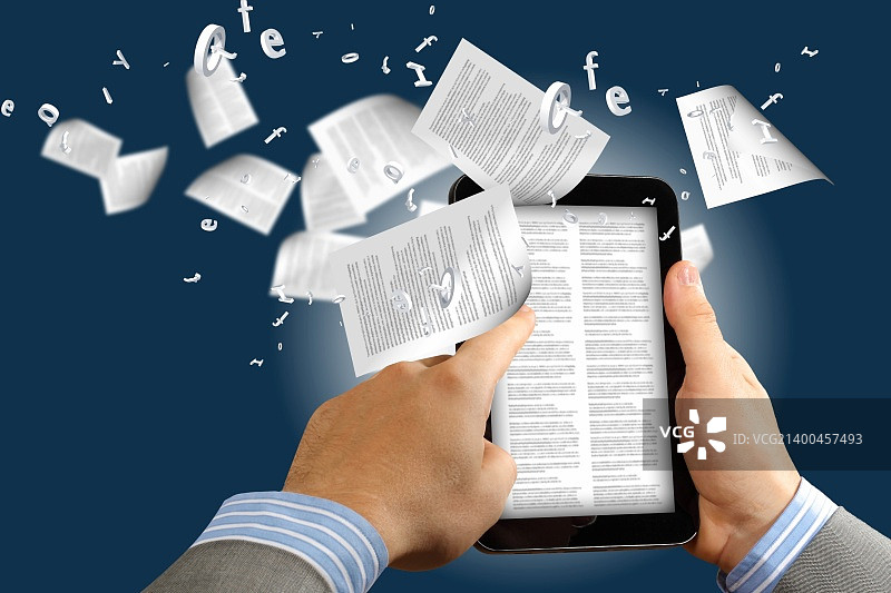 电子书概念图书馆，文字页面从电子阅读器飞出图片素材