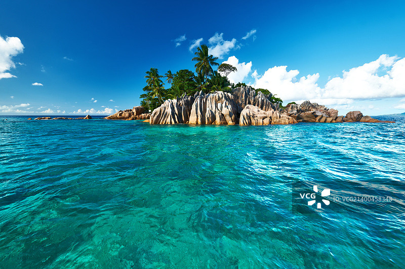 塞舌尔群岛美丽的圣皮埃尔岛图片素材