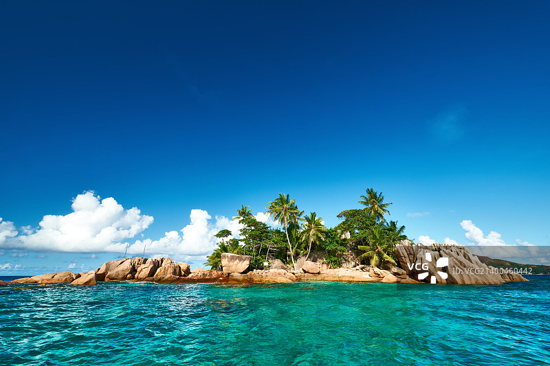 塞舌尔群岛美丽的圣皮埃尔岛图片素材