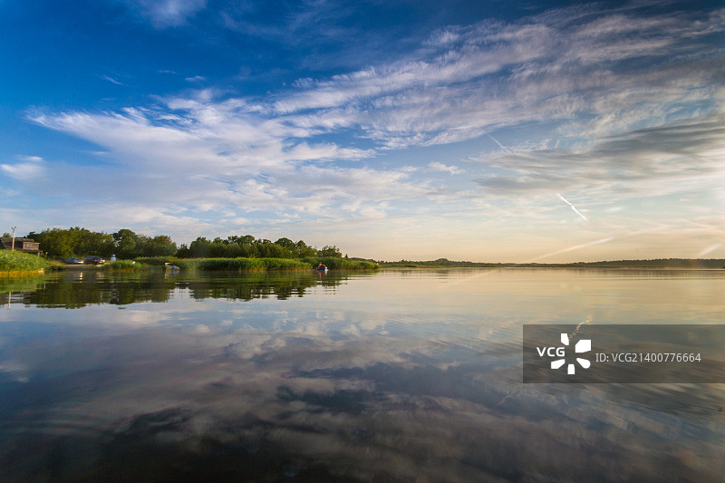 萨列马岛水域的倒影，爱沙尼亚图片素材