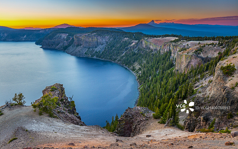 喀斯喀特山脉的避雷针图片素材
