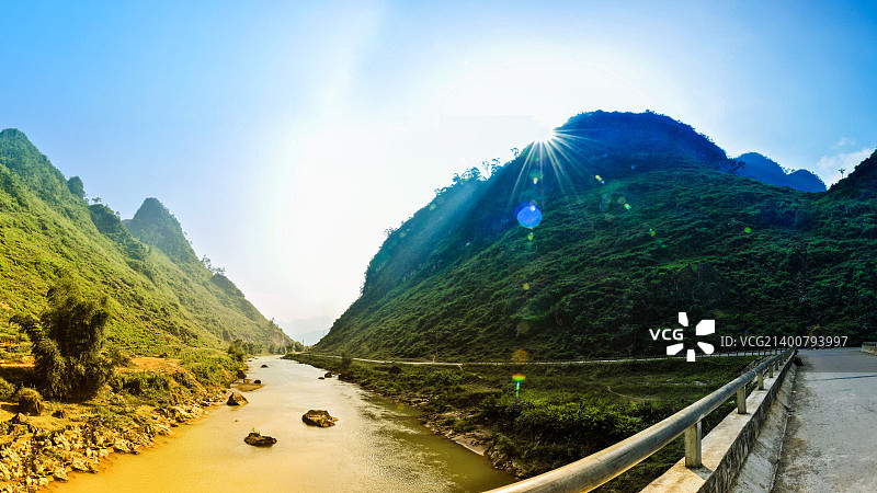 河江的晴天图片素材