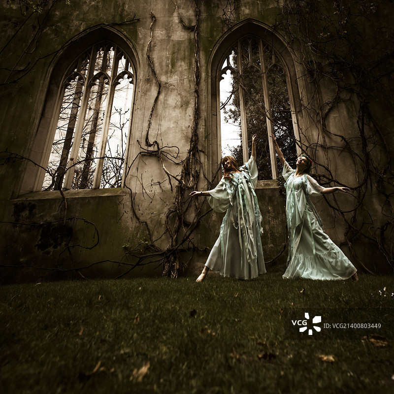 两位缪斯女神图片素材