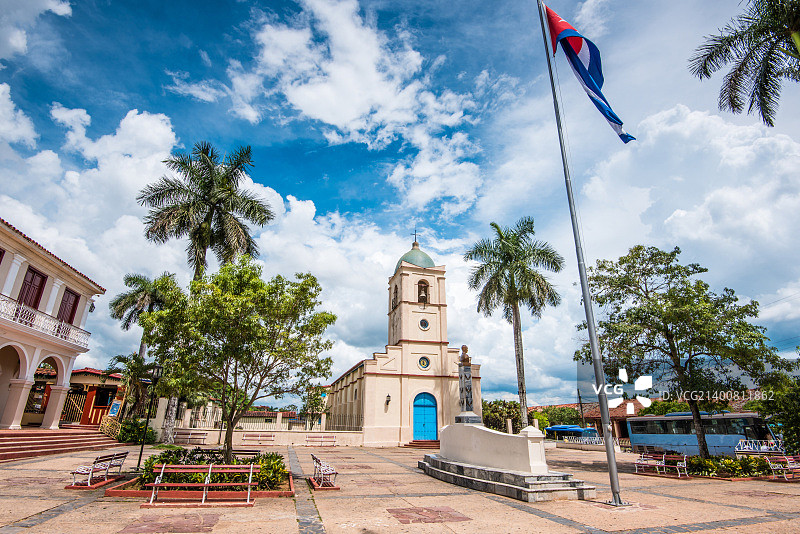 比尼亚莱斯古巴村的中心广场图片素材