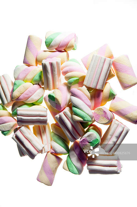 白色背景上的棉花糖图片素材