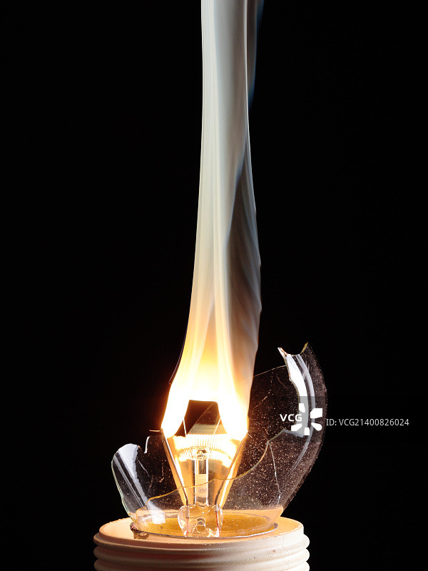 灯泡与火焰图片素材