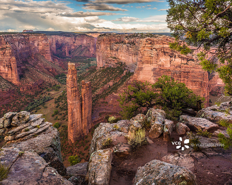 蜘蛛岩图片素材